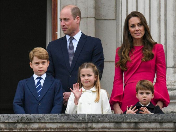 Prince William and the Duchess with their children, 2022. Source: Legion Media